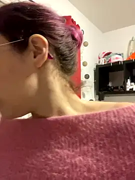 MagdalenaMedusa online show from November 18, 7:46 am