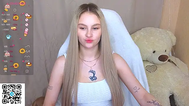 Snapshot of doll_barbieee chatting on October 19, 12:17 pm doll barbieee online show from October 19, 12:17 pm