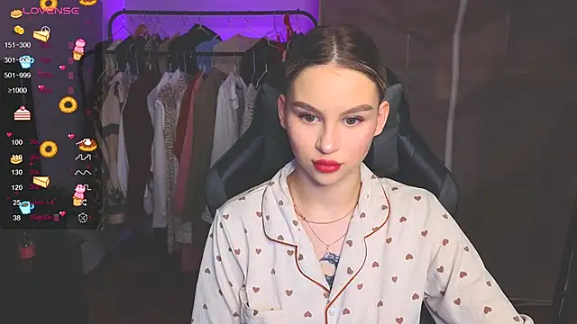 doll barbieee online show from November 26, 3:02 pm