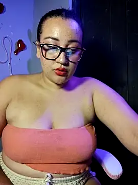 alexxaa96 online show from February 13, 2:42 pm