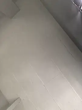 Curveysinaa online show from April 24, 1:35 pm