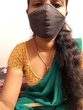 Snapshot of tina_rosy chatting on December 18, 6:32 am tina rosy online show from December 18, 6:32 am