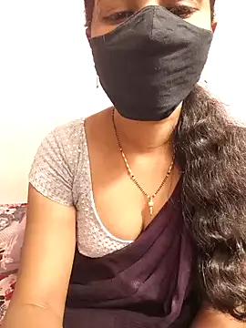 Snapshot of tina_rosy chatting on December 21, 5:40 pm tina rosy online show from December 21, 5:40 pm