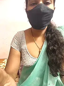 Snapshot of tina_rosy chatting on January 1, 9:41 pm tina rosy online show from January 1, 9:41 pm