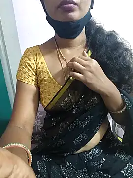 Snapshot of tina_rosy chatting on January 5, 10:40 pm tina rosy online show from January 5, 10:40 pm