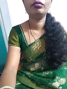 Snapshot of tina_rosy chatting on January 6, 8:50 pm tina rosy online show from January 6, 8:50 pm