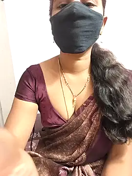 Snapshot of tina_rosy chatting on January 12, 5:01 pm tina rosy online show from January 12, 5:01 pm