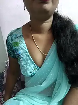 Snapshot of tina_rosy chatting on January 21, 4:37 pm tina rosy online show from January 21, 4:37 pm