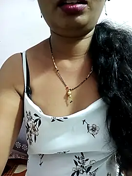 Snapshot of tina_rosy chatting on March 1, 8:53 pm tina rosy online show from March 1, 8:53 pm