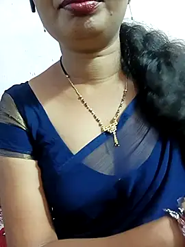 Snapshot of tina_rosy chatting on March 17, 6:11 pm tina rosy online show from March 17, 6:11 pm