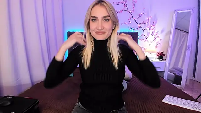 KateOwyns online show from March 19, 2:32 pm