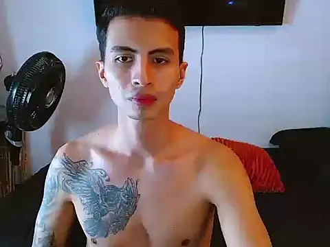 Snapshot of Velk_hot chatting on May 11, 2:45 pm Velk hot online show from May 11, 2:45 pm