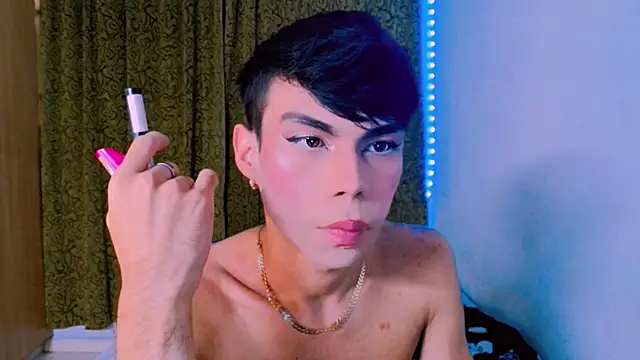 femboykeene online show from January 13, 6:06 am