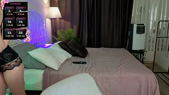 jenny bunny  online show from March 20, 1:32 am