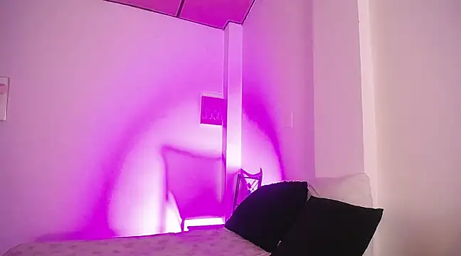 Snapshot of fulfill_fantasies1 chatting on February 2, 6:48 am fulfill fantasies1 online show from February 2, 6:48 am