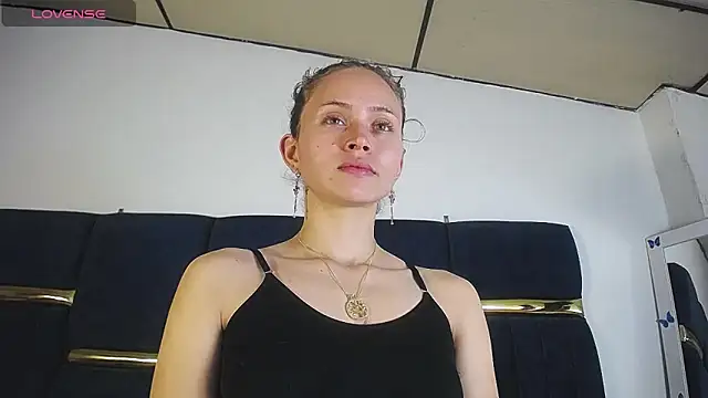 Snapshot of fulfill_fantasies1 chatting on March 16, 4:52 am fulfill fantasies1 online show from March 16, 4:52 am