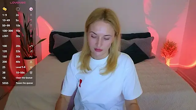 Snapshot of AlisssaRose chatting on November 4, 10:53 pm AlisssaRose online show from November 4, 10:53 pm