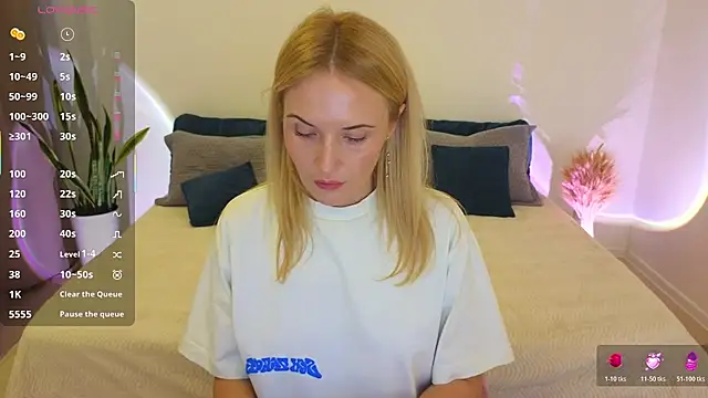 Snapshot of AlisssaRose chatting on December 3, 9:13 pm AlisssaRose online show from December 3, 9:13 pm