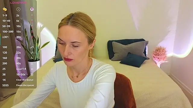 AlisssaRose online show from December 22, 8:28 pm