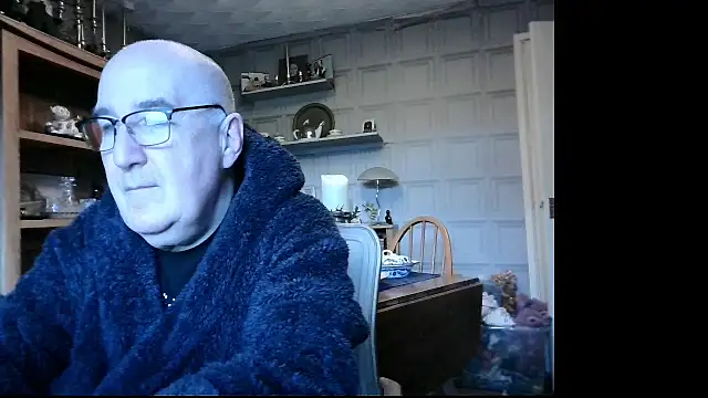 Adamdaddybear online show from January 7, 8:34 am