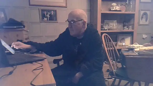 Adamdaddybear online show from February 1, 9:51 pm