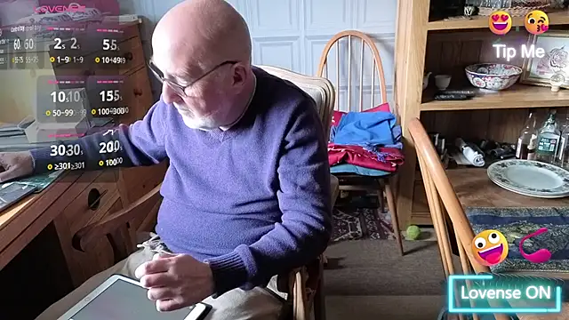 Adamdaddybear online show from September 16, 12:50 pm