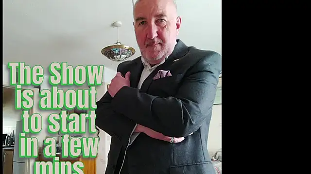 Adamdaddybear online show from April 1, 7:20 am