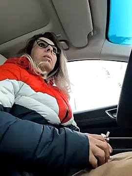 Snapshot of SukyGirl chatting on February 18, 5:53 am SukyGirl online show from February 18, 5:53 am