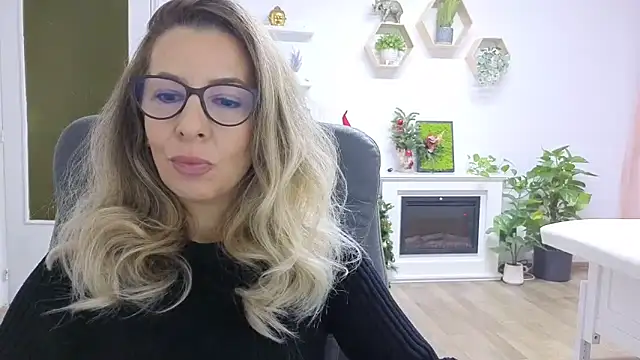 SukyGirl online show from January 7, 8:06 am