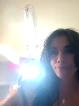 Snapshot of blue_angel33 chatting on December 20, 7:22 am blue angel33 online show from December 20, 7:22 am