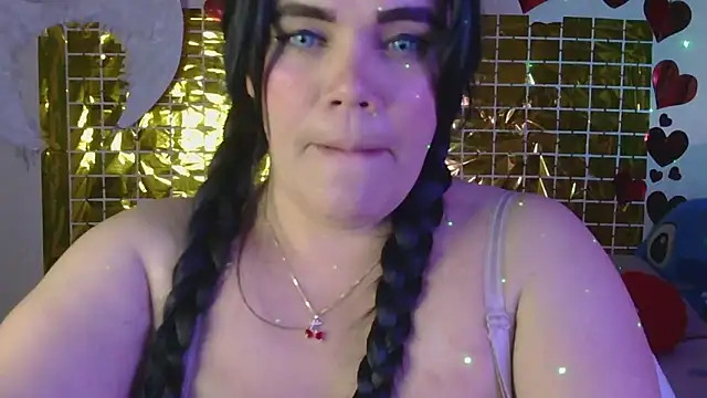 Snapshot of blue_angel33 chatting on February 20, 2:18 am blue angel33 online show from February 20, 2:18 am