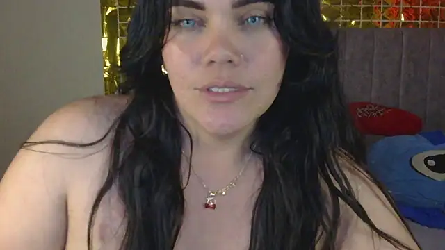 Snapshot of blue_angel33 chatting on March 6, 5:14 am blue angel33 online show from March 6, 5:14 am