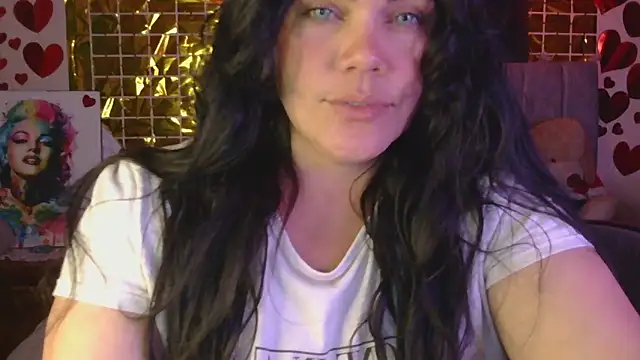 Snapshot of blue_angel33 chatting on March 21, 1:34 am blue angel33 online show from March 21, 1:34 am