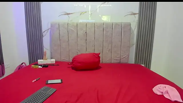 Snapshot of dirty_couple22 chatting on June 24, 2:16 pm dirty couple22 online show from June 24, 2:16 pm