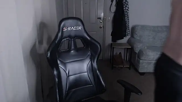 jtdaddy211997 online show from March 12, 8:41 am