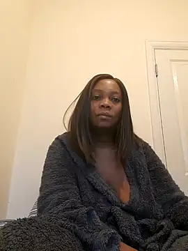 Snapshot of AfricanBeautyX chatting on December 24, 2:12 pm AfricanBeautyX online show from December 24, 2:12 pm