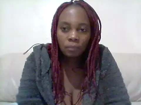 Snapshot of AfricanBeautyX chatting on January 3, 2:43 am AfricanBeautyX online show from January 3, 2:43 am