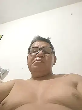 Snapshot of catatunboculion chatting on December 16, 12:04 am catatunboculion online show from December 16, 12:04 am