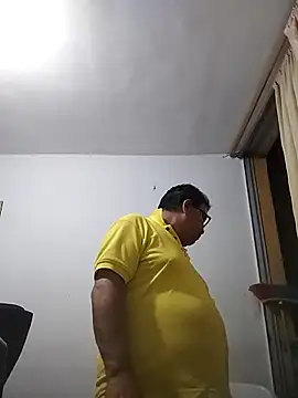 Snapshot of catatunboculion chatting on December 21, 11:23 pm catatunboculion online show from December 21, 11:23 pm