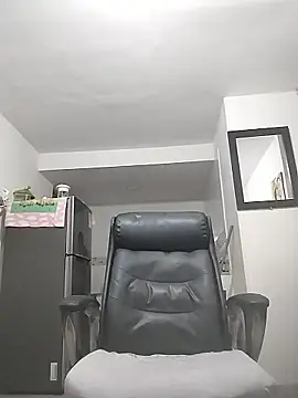 Snapshot of catatunboculion chatting on January 17, 11:15 am catatunboculion online show from January 17, 11:15 am