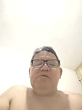 Snapshot of catatunboculion chatting on February 15, 3:36 am catatunboculion online show from February 15, 3:36 am