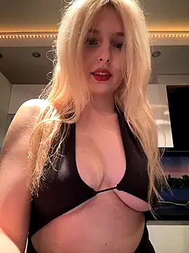 Snapshot of XMelissaX chatting on October 9, 8:29 pm XMelissaX online show from October 9, 8:29 pm