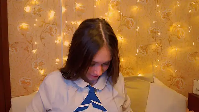 Snapshot of fluffy_kitty_ chatting on January 13, 11:54 pm fluffy kitty online show from January 13, 11:54 pm