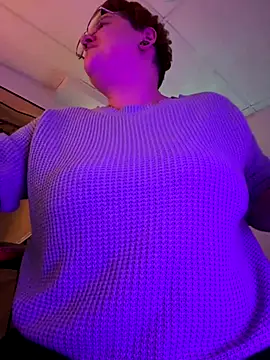 Sweetleeahxx online show from January 7, 2:58 am