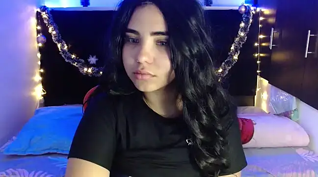 Snapshot of Miapeyton chatting on December 14, 6:41 pm Miapeyton online show from December 14, 6:41 pm