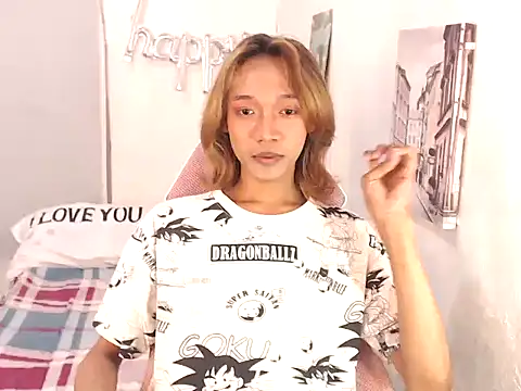 imtwinky online show from March 13, 12:01 pm