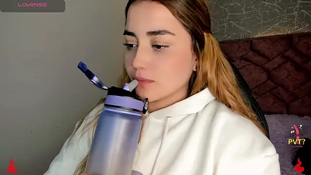 Snapshot of Lucia_star__ chatting on January 3, 6:14 pm Lucia star online show from January 3, 6:14 pm