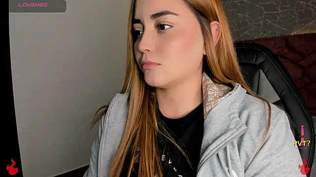 Snapshot of Lucia_star__ chatting on January 7, 11:03 pm Lucia star online show from January 7, 11:03 pm