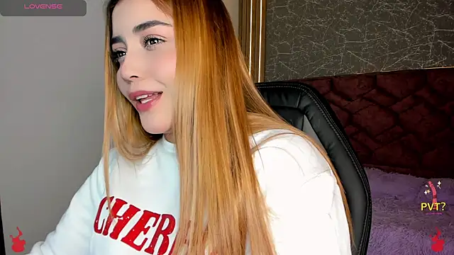 Snapshot of Lucia_star__ chatting on January 24, 8:00 pm Lucia star online show from January 24, 8:00 pm