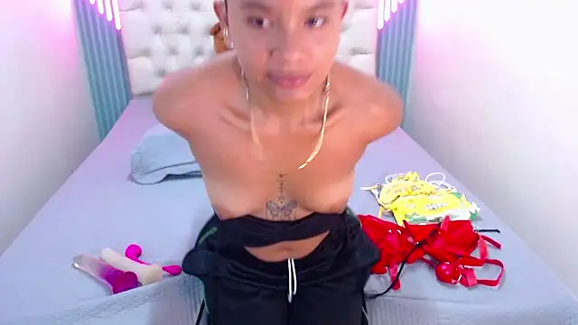 Snapshot of Angelica_Blue chatting on November 28, 5:15 pm Angelica Blue online show from November 28, 5:15 pm